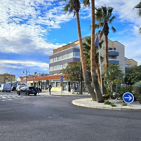 Standing 5mn Village De Noel