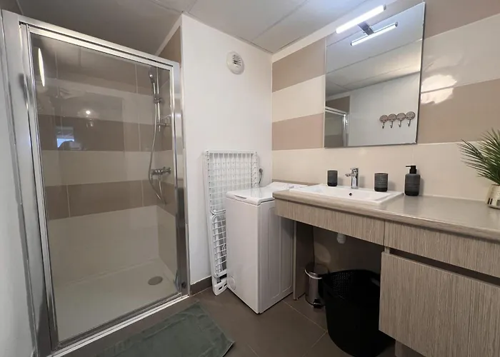 Standing 5mn Village De Noel * 乐巴凯尔斯